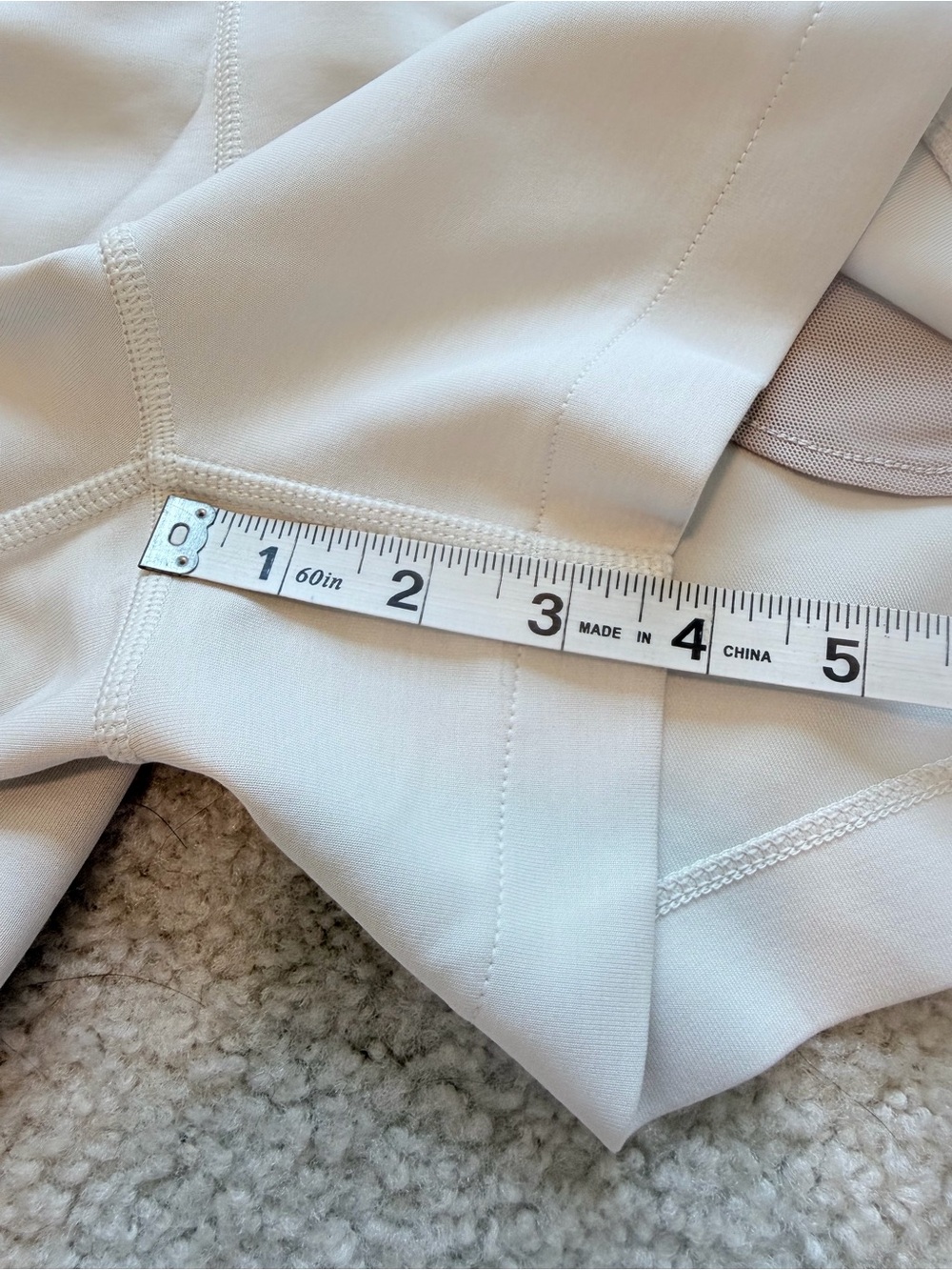 Lululemon Softstreme High-Rise 4” Shorts White Opal Size 8 Pockets - Picture 4 of 11
